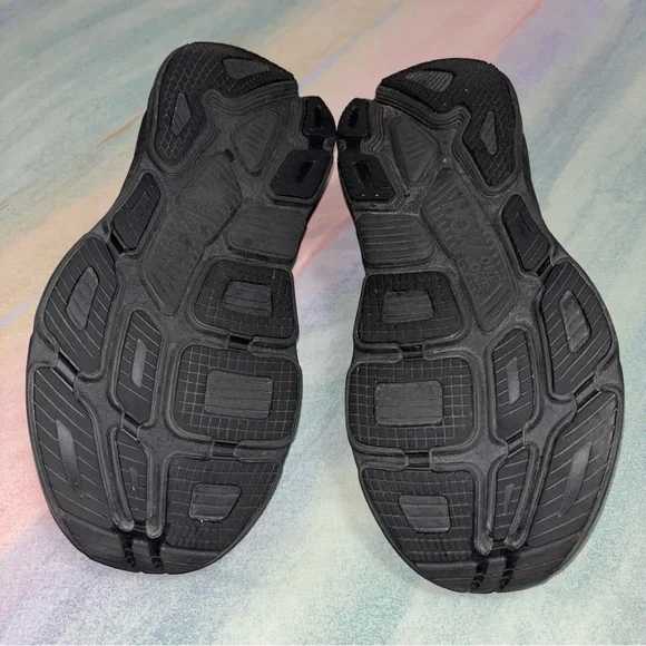 Hoka Bondi 6 Wide black running shoes athletic women’s size 11 D - Picture 5 of 7
